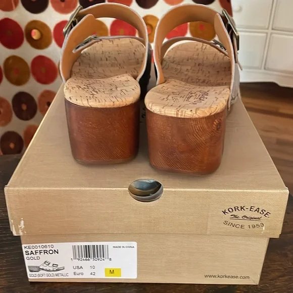 Kork-Ease saffron slide 10 M new in Box in soft Gold Metallic - Picture 6 of 8